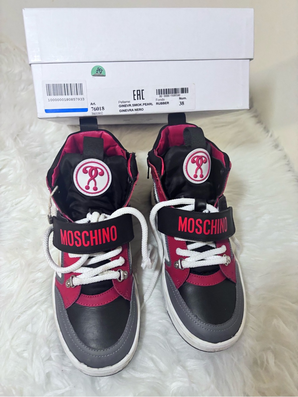 Moschino Teen  Black/white/red  High-Top Sneakers size kids 38
